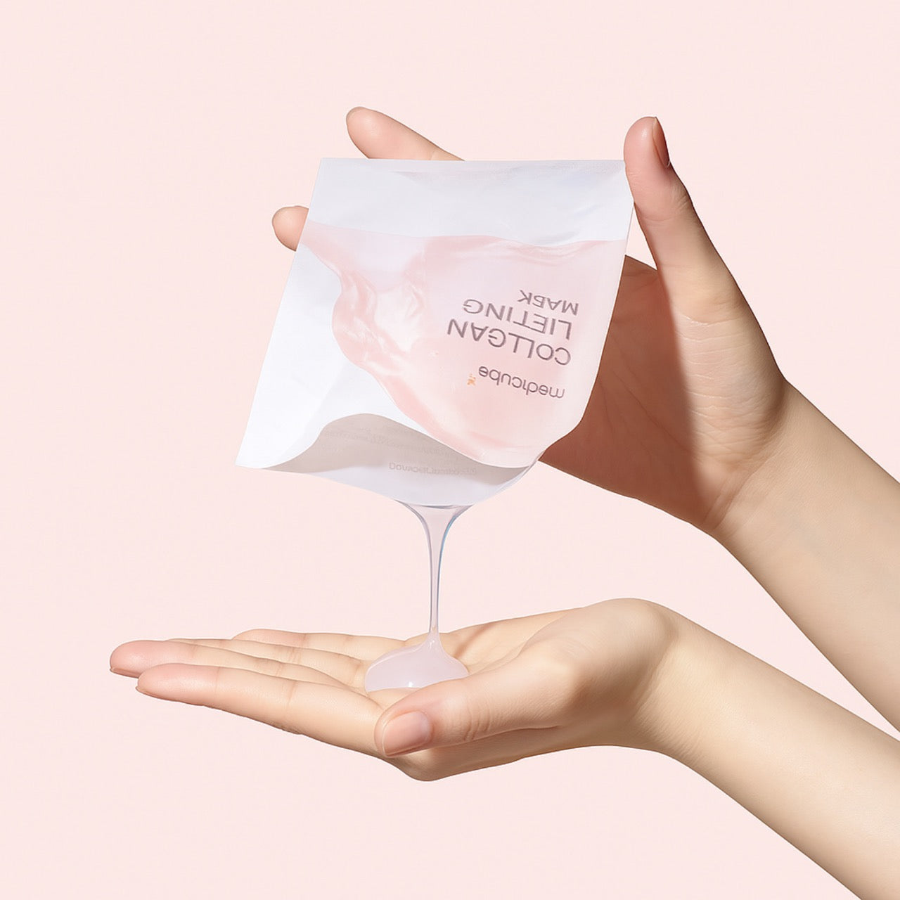 Medicube - Collagen Lifting Mask K Beauty Hautpflege für strahlende Haut